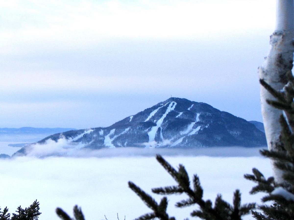 Destination Owl'S Head - Mtn Haus Hotel Mansonville Luaran gambar
